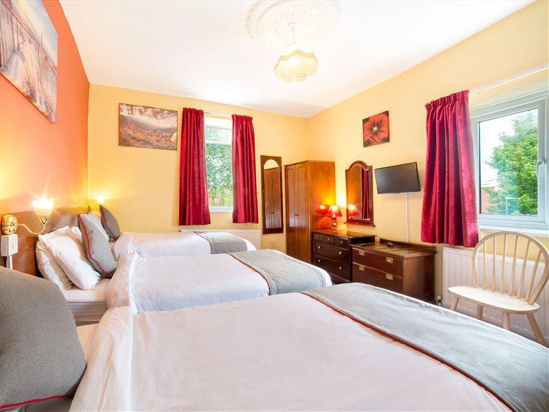 Oyo The Royal Hotel Dunston  Экстерьер фото