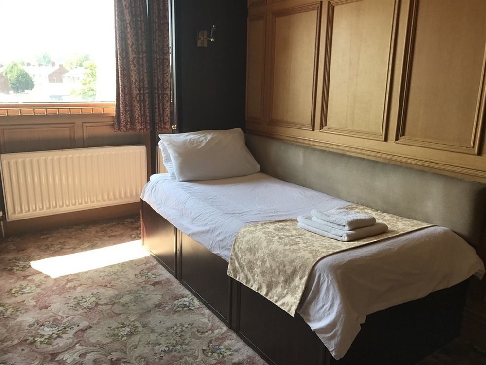 Oyo The Royal Hotel Dunston  Экстерьер фото